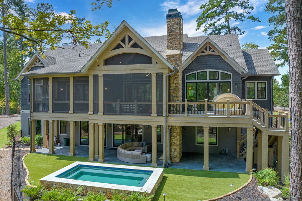 Luxurious Georgia Residence Offering World Class Amenities Including Golf and Tennis Listed at 2.95 Million 2