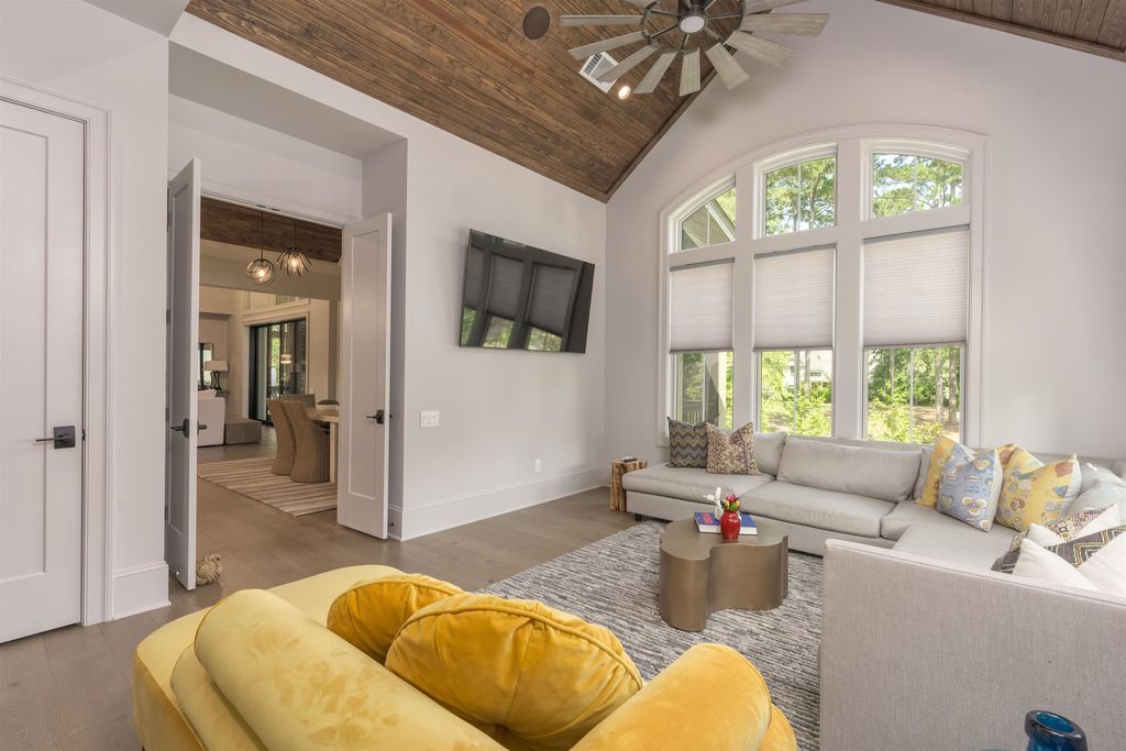 Luxurious Georgia Residence Offering World Class Amenities Including Golf and Tennis Listed at 2.95 Million 28