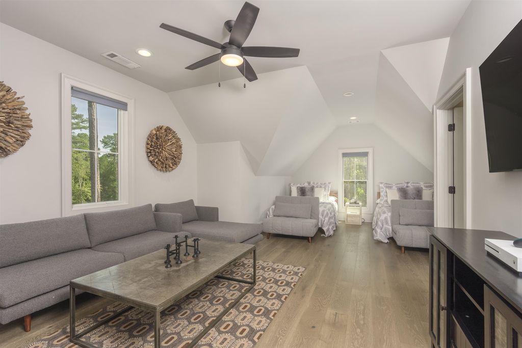 Luxurious Georgia Residence Offering World Class Amenities Including Golf and Tennis Listed at 2.95 Million 30