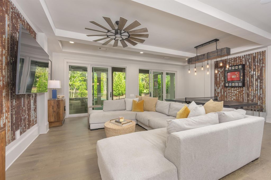 Luxurious Georgia Residence Offering World Class Amenities Including Golf and Tennis Listed at 2.95 Million 34