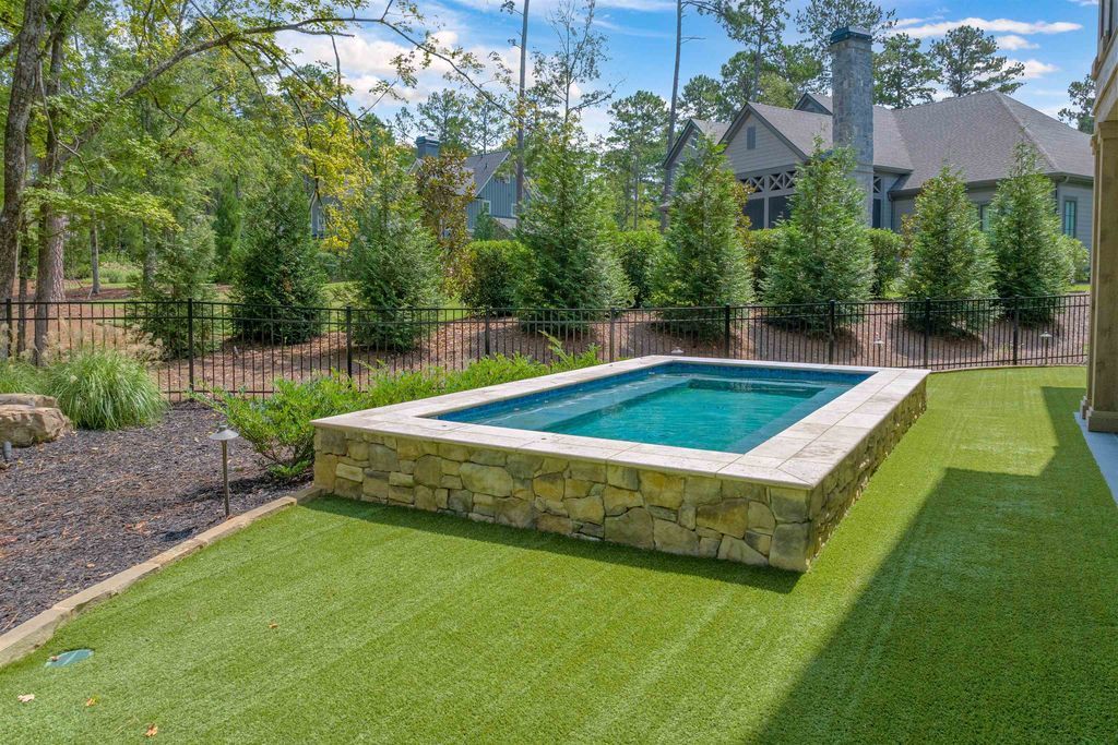 Luxurious Georgia Residence Offering World Class Amenities Including Golf and Tennis Listed at 2.95 Million 39