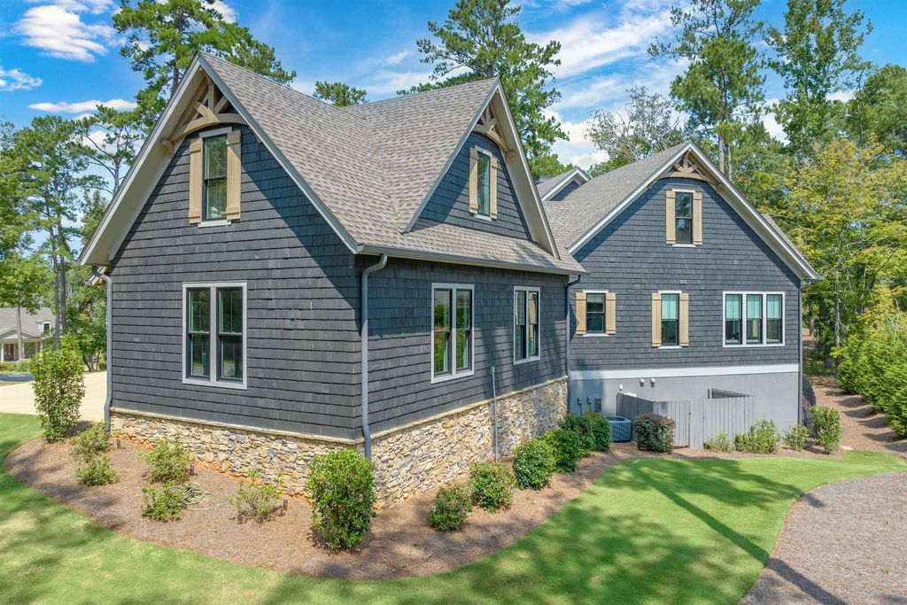 Luxurious Georgia Residence Offering World Class Amenities Including Golf and Tennis Listed at 2.95 Million 49