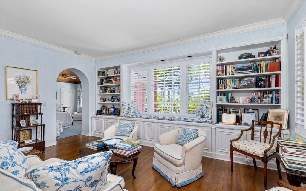 This exceptional 6BR/6.3BA Monterey-Style estate by Howard Major is a rare find on Palm Beach's exclusive El Bravo Way.