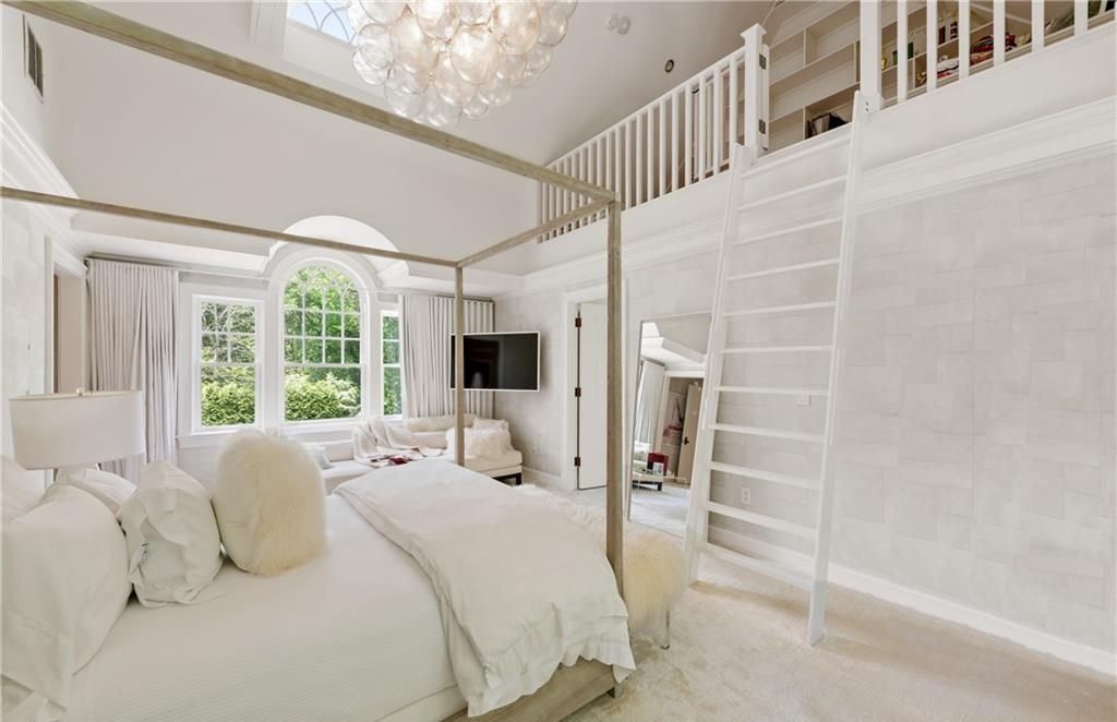New York Elegance Chic Shingle and Stone Residence with Breathtaking Views Priced at 16.5 Million 17