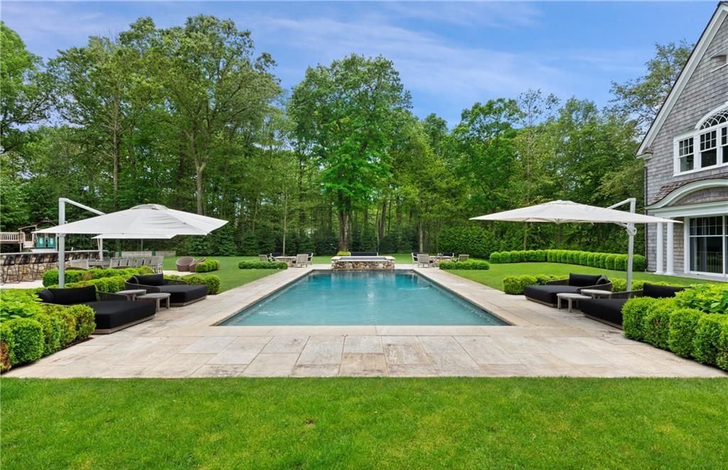 New York Elegance Chic Shingle and Stone Residence with Breathtaking Views Priced at 16.5 Million 28