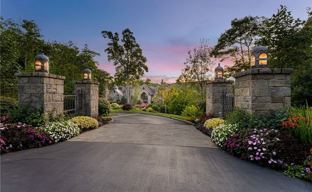 North Carolina Mountain Masterpiece Unparalleled Architecture and Craftsmanship Priced at 14 Million 3