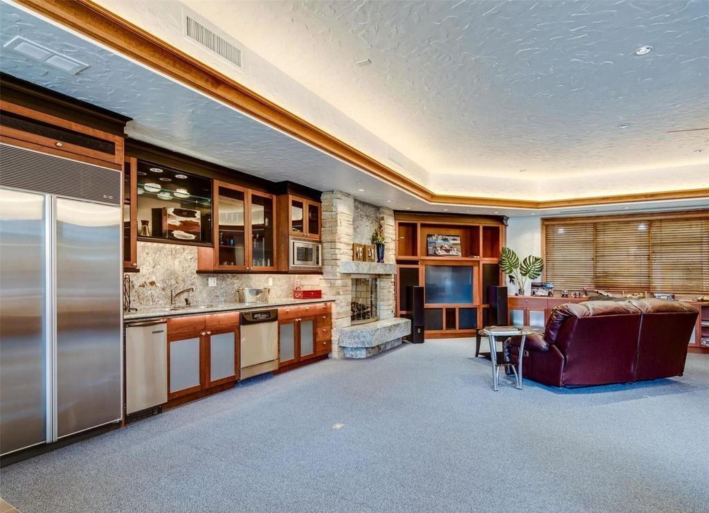 One of a Kind Mountaintop Estate on 74.5 Acres Offering the Quintessential Colorado Lifestyle Asking 18998000 41