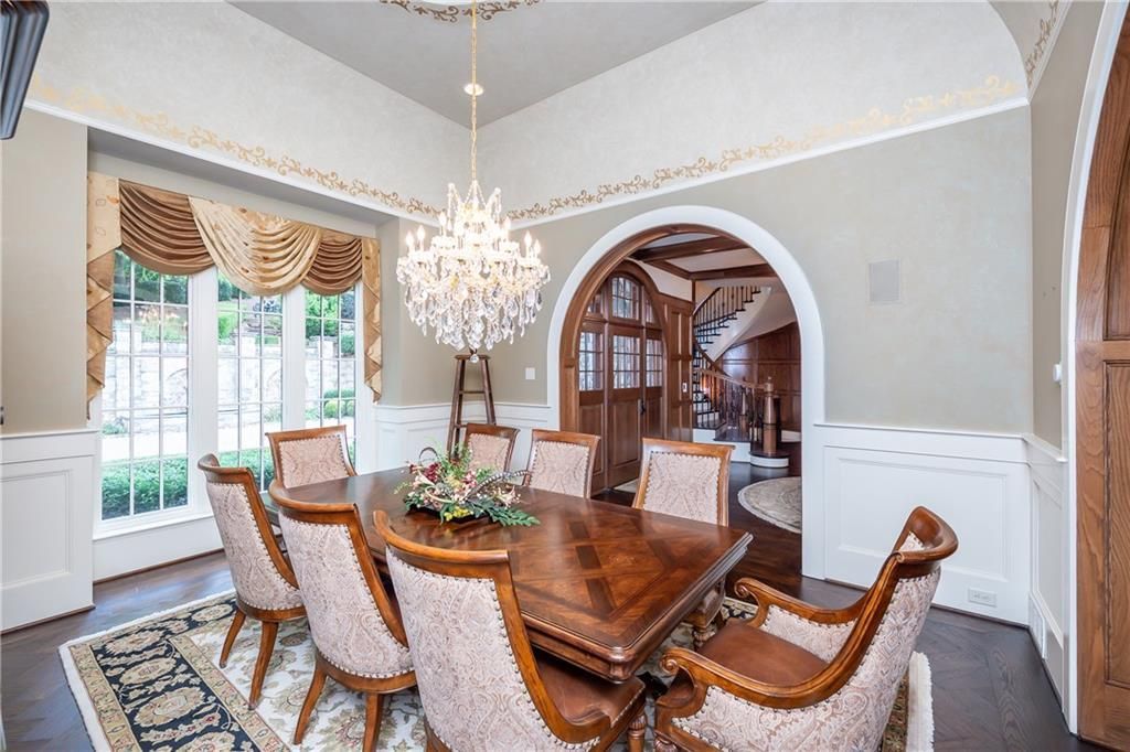 Pristine Old English Style Manor with Panoramic Waterfront Views Asking 6989000 18