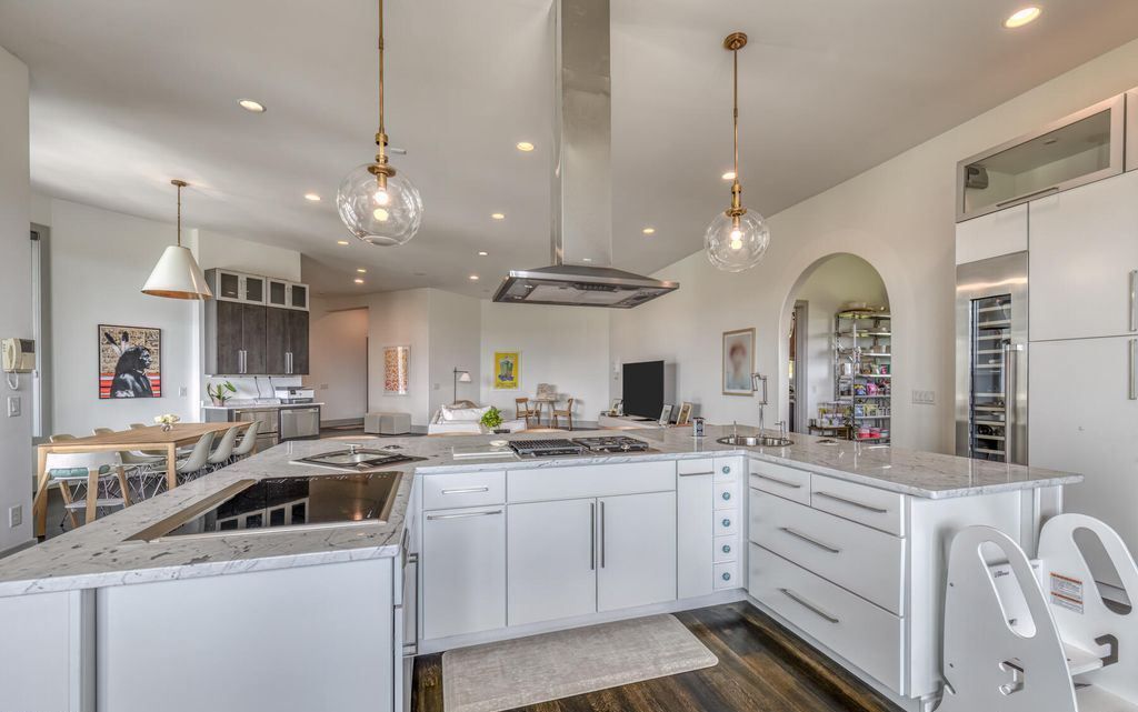 Refined Living in East Tennessee 9000 Sq Ft Architectural Masterpiece Priced at 2.5 Million 20