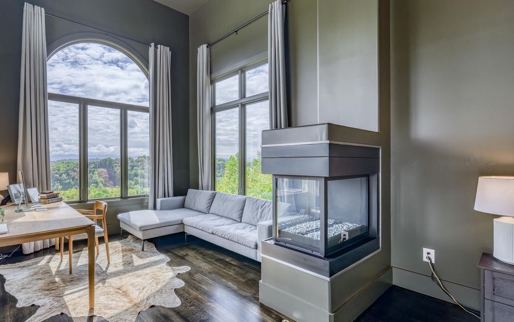 Refined Living in East Tennessee 9000 Sq Ft Architectural Masterpiece Priced at 2.5 Million 28