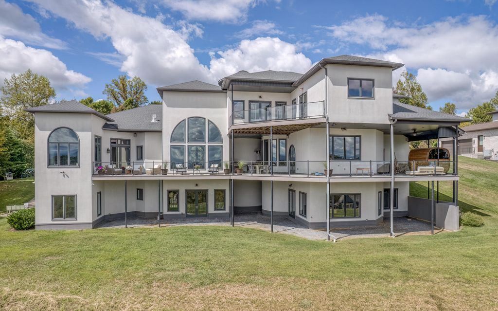 Refined Living in East Tennessee 9000 Sq Ft Architectural Masterpiece Priced at 2.5 Million 5