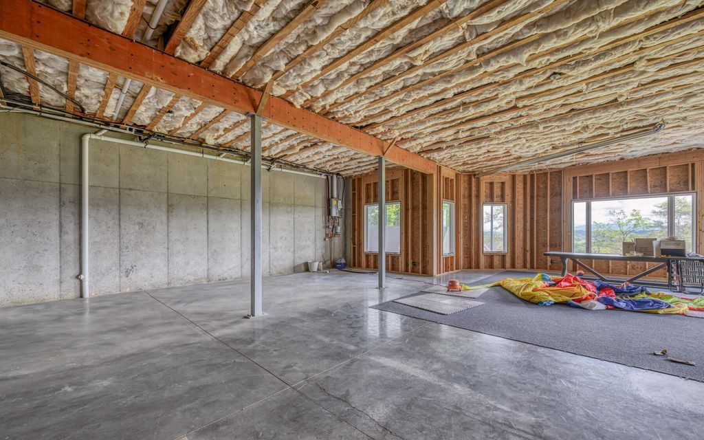 Refined Living in East Tennessee 9000 Sq Ft Architectural Masterpiece Priced at 2.5 Million 50