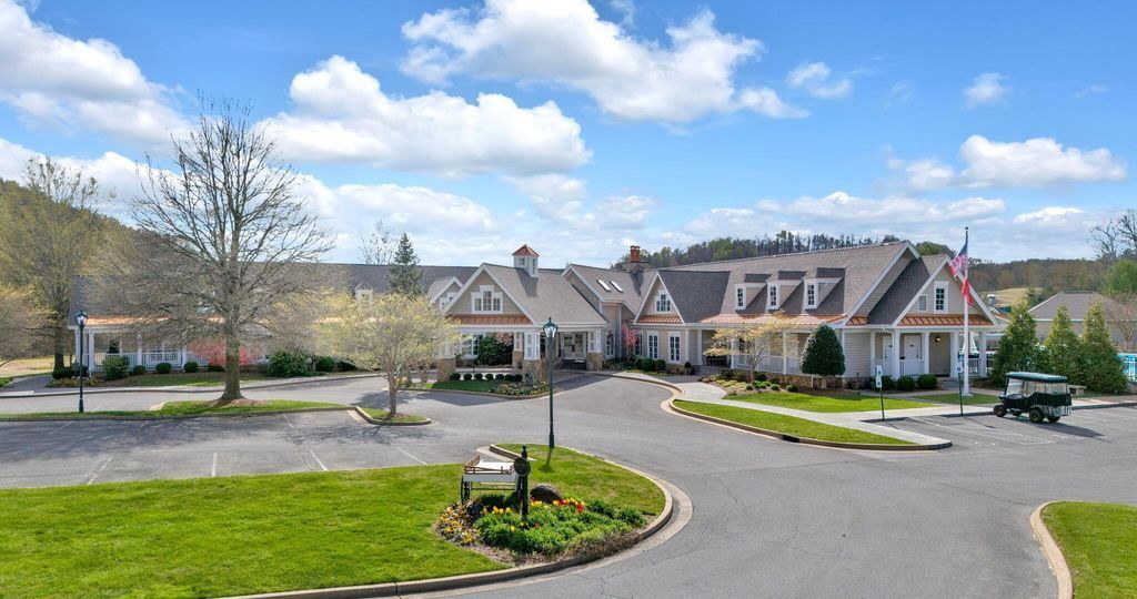 Refined Living in East Tennessee 9000 Sq Ft Architectural Masterpiece Priced at 2.5 Million 62