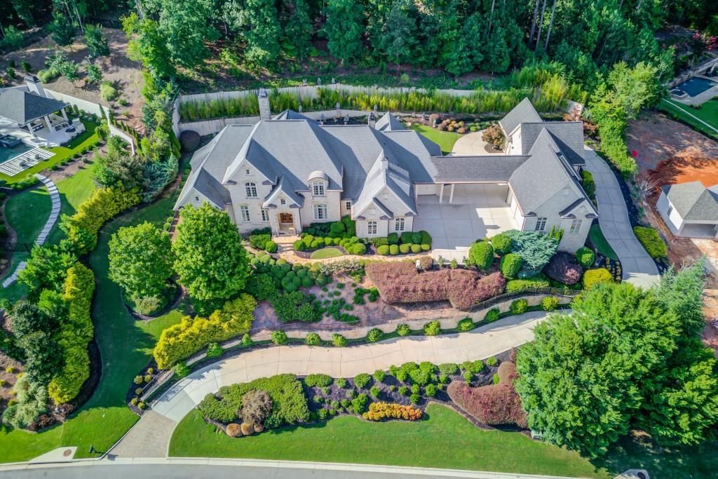 Serene Blend of Luxury and Harmony Beautifully Designed Feng Shui Home in Georgia Asking 5.495 Million 3