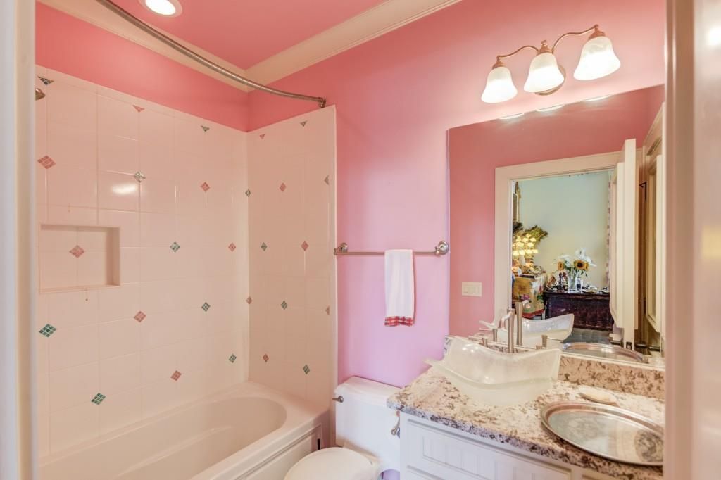 Serene Blend of Luxury and Harmony Beautifully Designed Feng Shui Home in Georgia Asking 5.495 Million 38