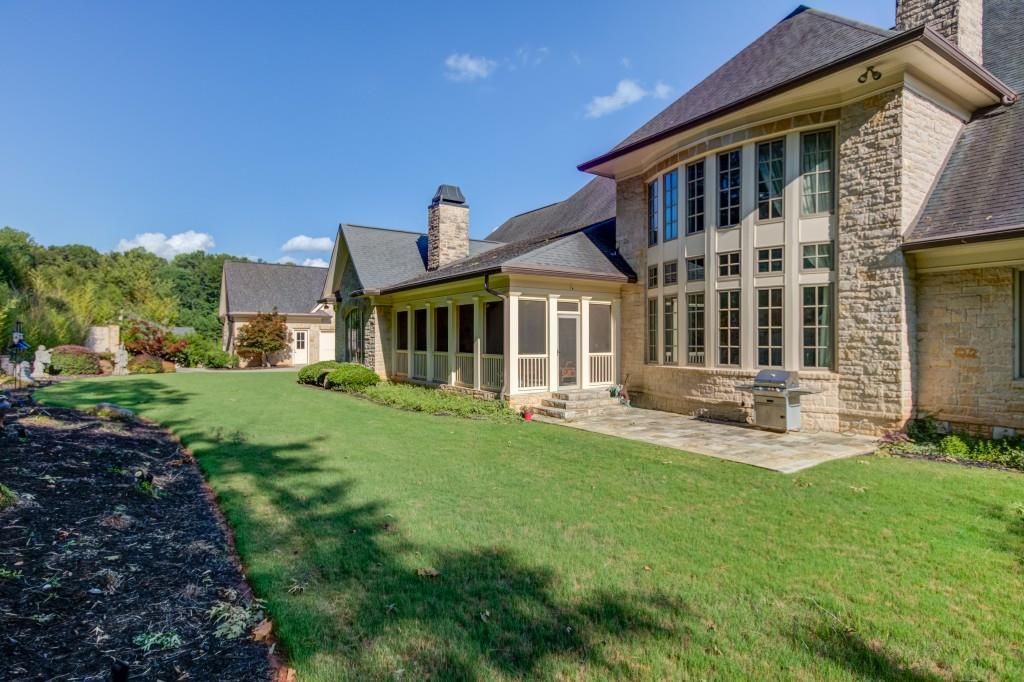 Serene Blend of Luxury and Harmony Beautifully Designed Feng Shui Home in Georgia Asking 5.495 Million 58