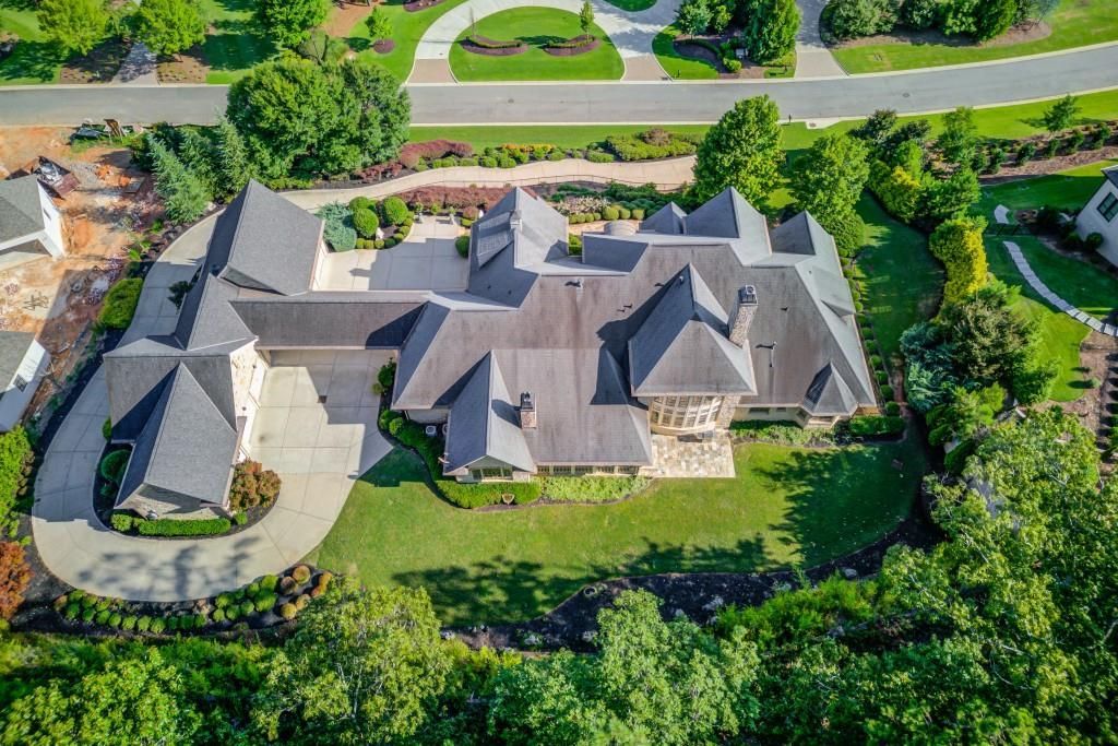 Serene Blend of Luxury and Harmony Beautifully Designed Feng Shui Home in Georgia Asking 5.495 Million 61