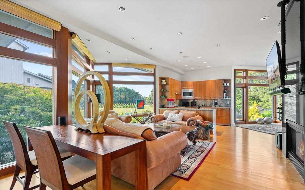 Stock Range Farm Luxury Meets Seclusion on Marylands Eastern Shore Asking 17.9 Million 22
