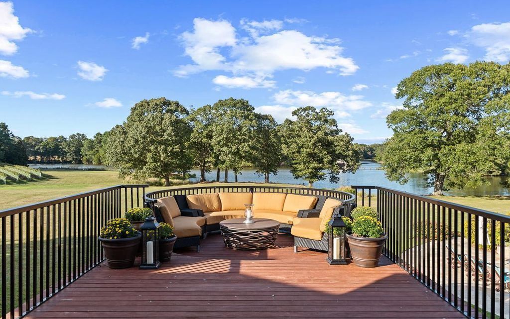 Stock Range Farm Luxury Meets Seclusion on Marylands Eastern Shore Asking 17.9 Million 30