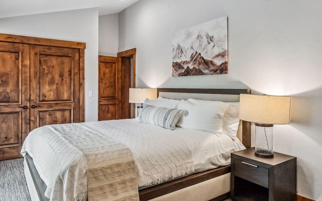 Stunning Colorado Mountain Home Beautifully Remodeled with Serene Views and Seclusion Listed at 8.9 Million 57