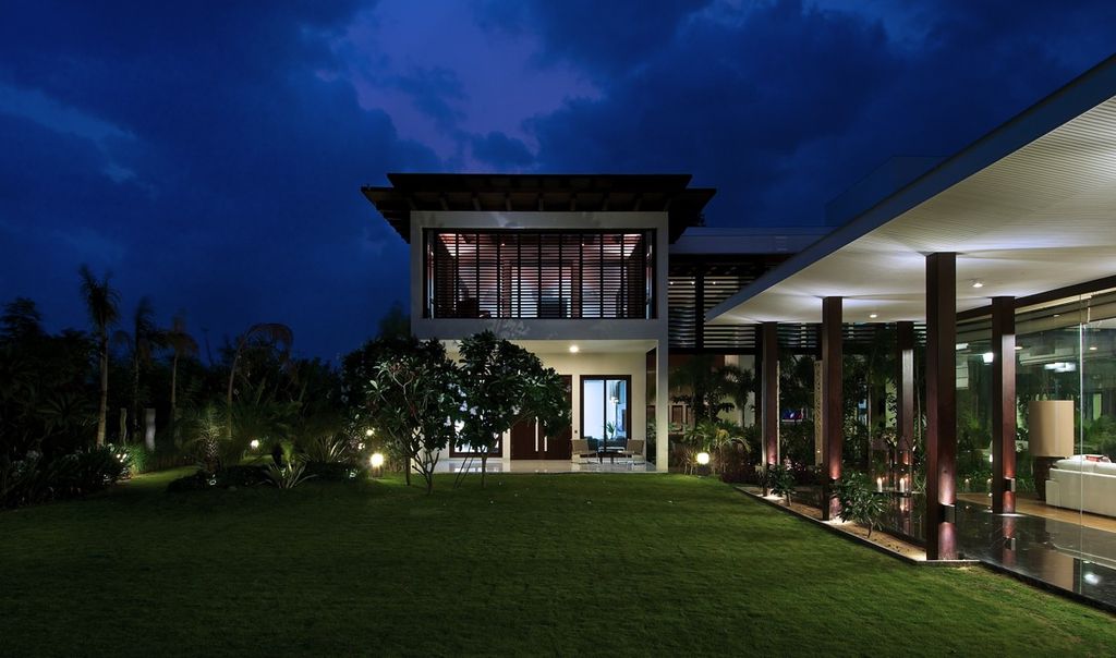 The Frill House in India by Hiren Patel Architects 12
