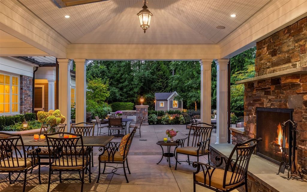 Toth Constructions Masterpiece Custom Residence in The Estates at Camden Park Priced at 8375000 28