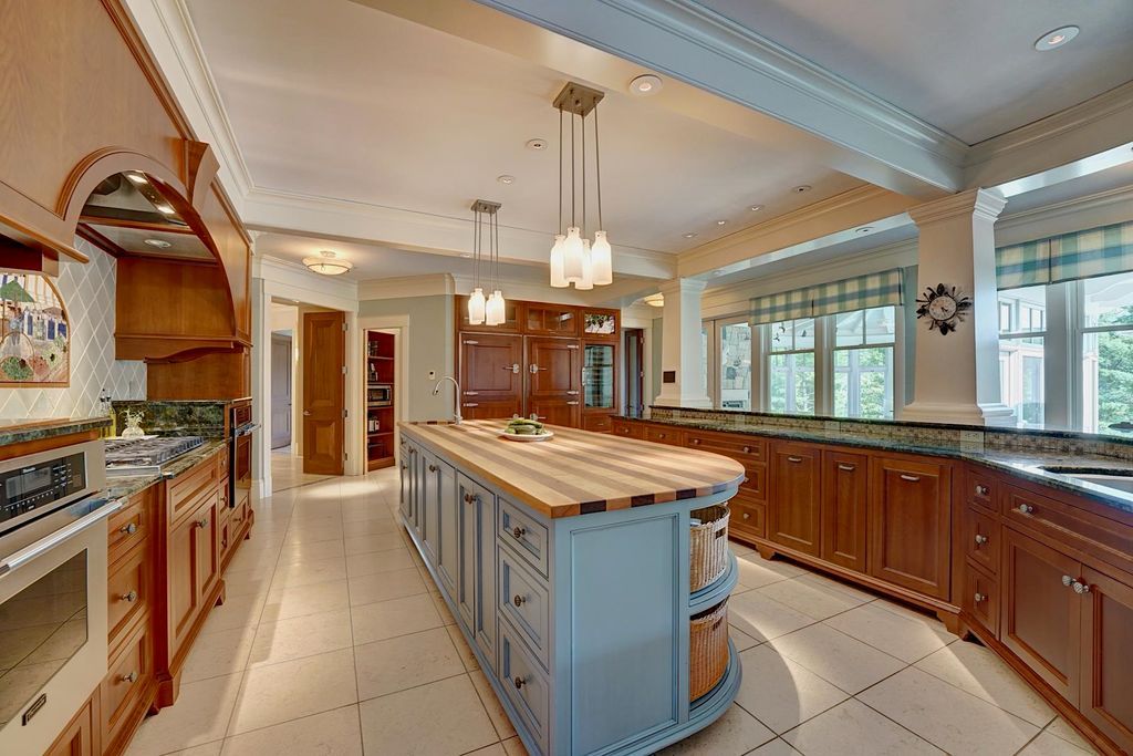 Villa Como Luxurious Estate Blending Elegant Living with Natural Beauty in New Hampshire Asking 10.95 Million 18