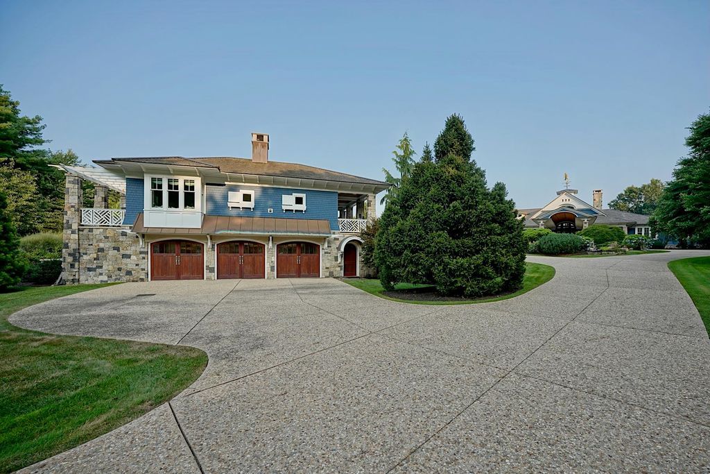 Villa Como Luxurious Estate Blending Elegant Living with Natural Beauty in New Hampshire Asking 10.95 Million 33