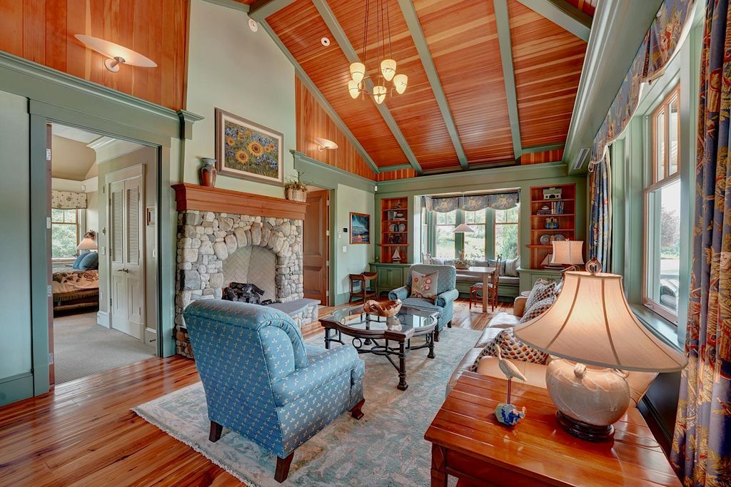 Villa Como Luxurious Estate Blending Elegant Living with Natural Beauty in New Hampshire Asking 10.95 Million 34