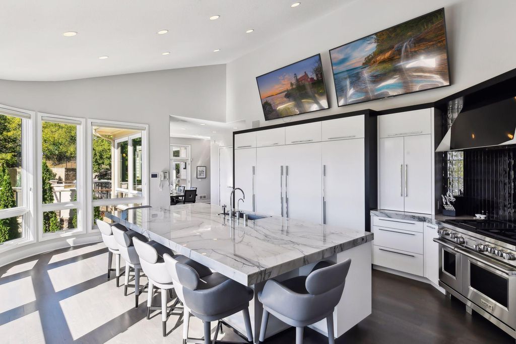 3.18 Acre Minnesota Valley Gem Luxurious Residence Set Amidst Picturesque Rolling Hills Listed for 4.45 Million 17