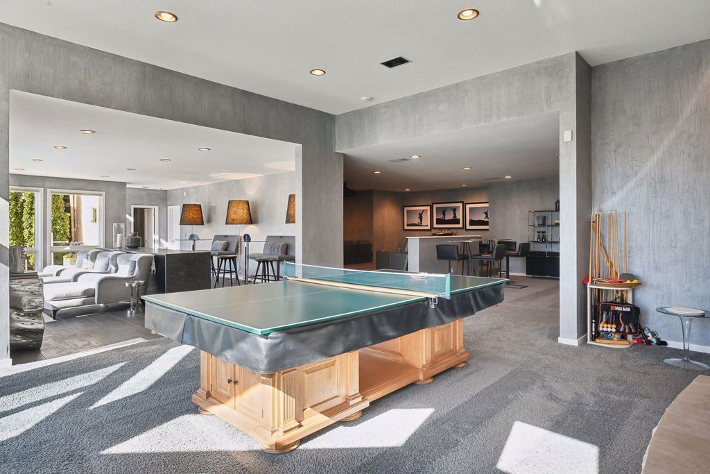 3.18 Acre Minnesota Valley Gem Luxurious Residence Set Amidst Picturesque Rolling Hills Listed for 4.45 Million 47