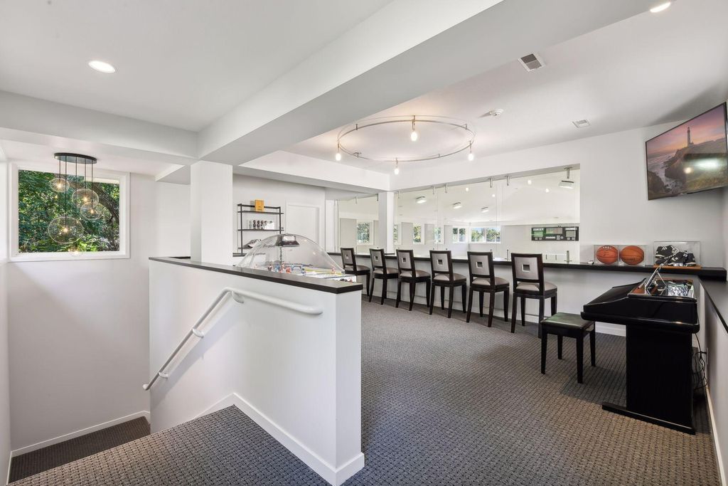 3.18 Acre Minnesota Valley Gem Luxurious Residence Set Amidst Picturesque Rolling Hills Listed for 4.45 Million 53
