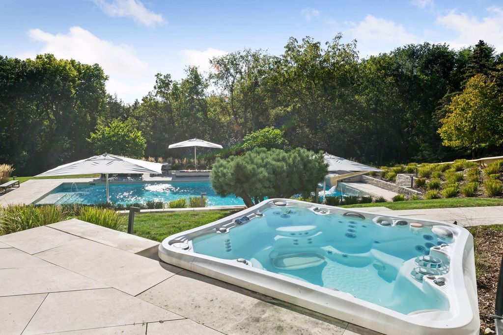 3.18 Acre Minnesota Valley Gem Luxurious Residence Set Amidst Picturesque Rolling Hills Listed for 4.45 Million 57