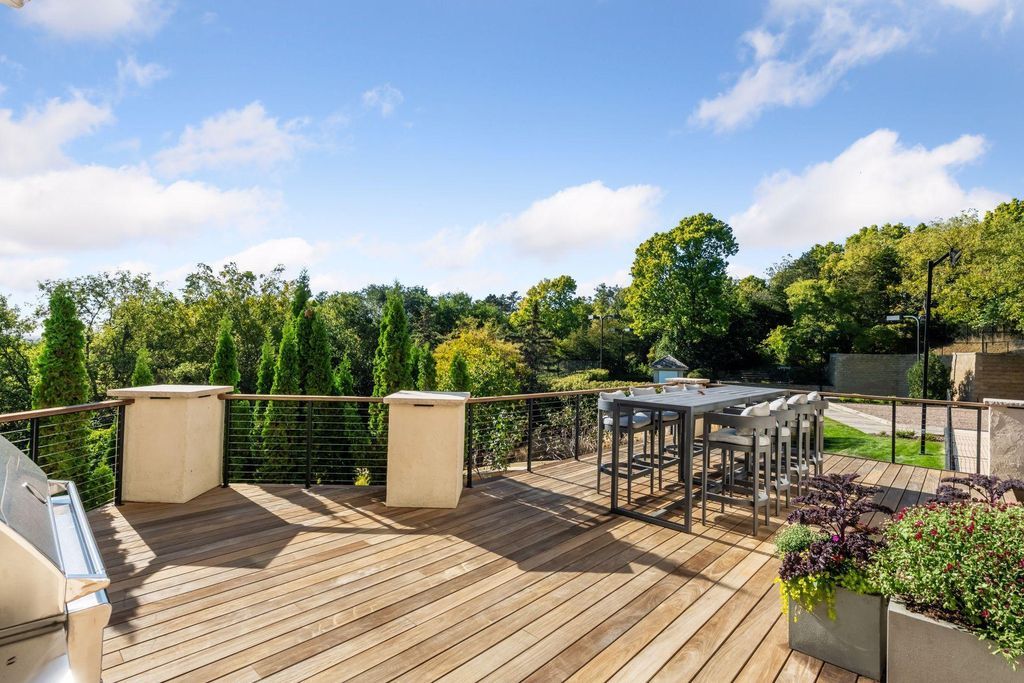 3.18 Acre Minnesota Valley Gem Luxurious Residence Set Amidst Picturesque Rolling Hills Listed for 4.45 Million 58