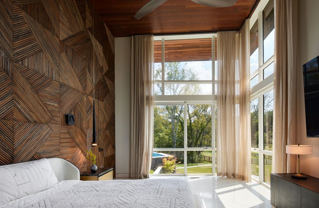 A Stunning Modern Home on 26 Acres in Wilson County Tennessee Showcasing Architectural Excellence Priced at 6.7 Million 18