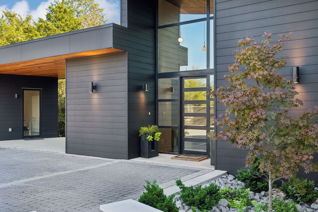 A Stunning Modern Home on 26 Acres in Wilson County Tennessee Showcasing Architectural Excellence Priced at 6.7 Million 7