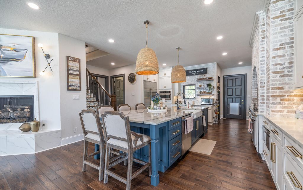 A Waterfront Masterpiece Stunning Two Story Residence with Expansive Lake and River Views – Asking 8.9 Million 10