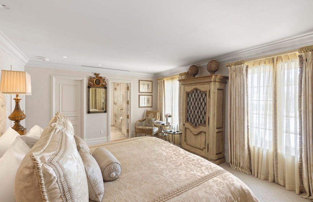 Californias Crown Jewel La Jollas Iconic Sand Castle Estate with Exclusive Private Beach Lists for 108 Million 38