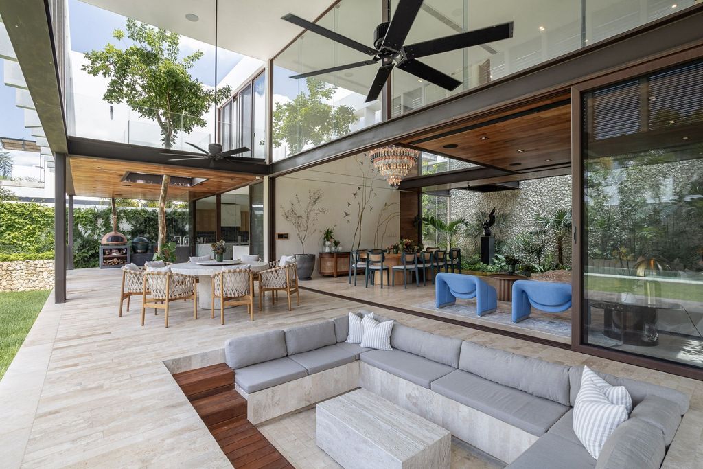 Casita Pegados in Mexico by R79 – Roberto Ramirez Pizarro 16