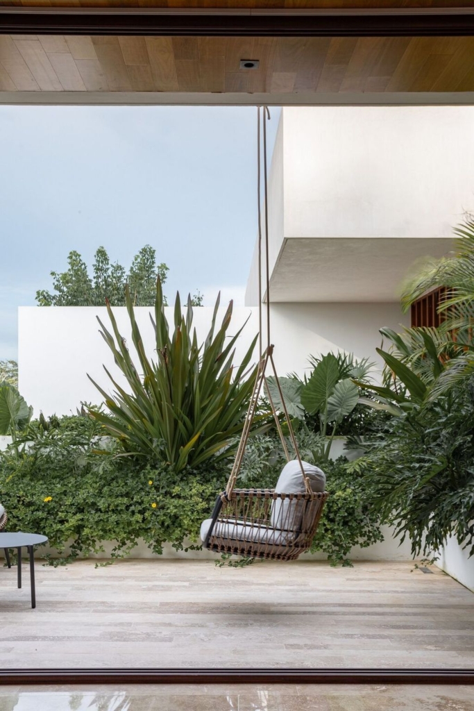 Casita Pegados in Mexico by R79 – Roberto Ramirez Pizarro 6