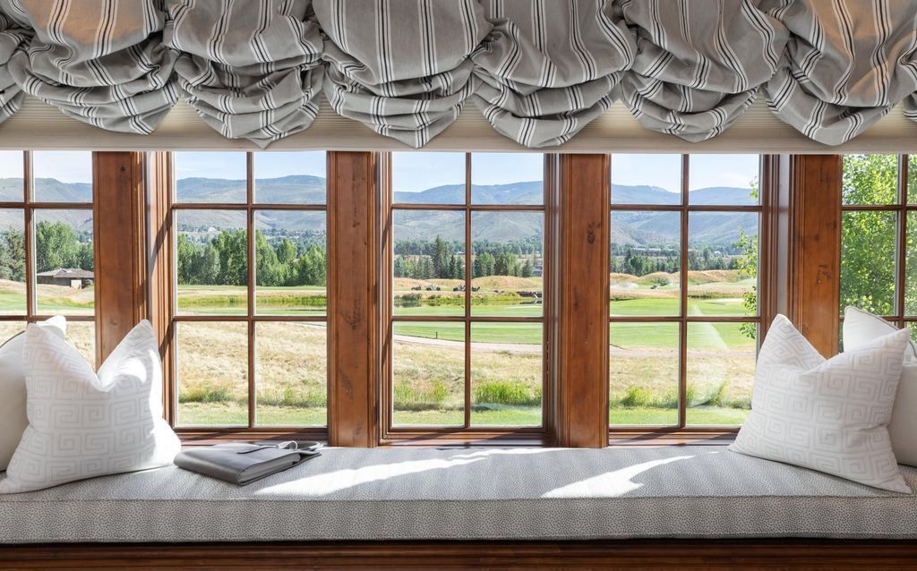 Colorado Estate Offering Luxurious Living Amid Natural Beauty Priced at 10.995 Million 19 1