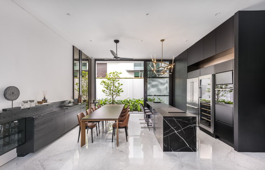 Eave House a Masterpiece by Elegance and Functionality 14