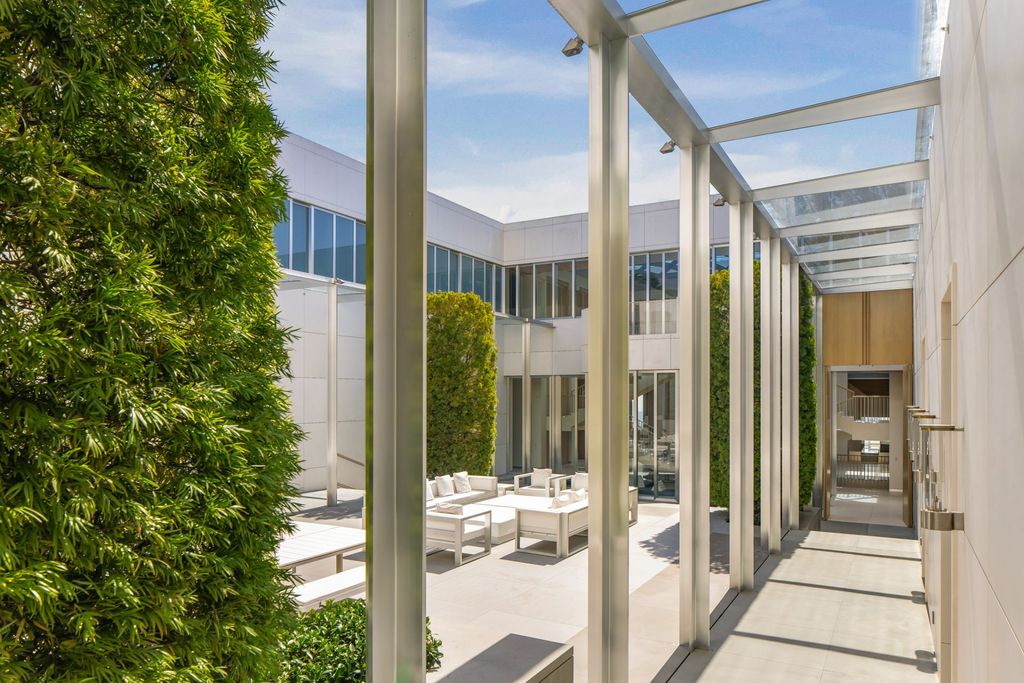Ed Tuttles Angelo Estate One of Americas Great Contemporary Estates in Los Angeles Listed for 195 Million 19