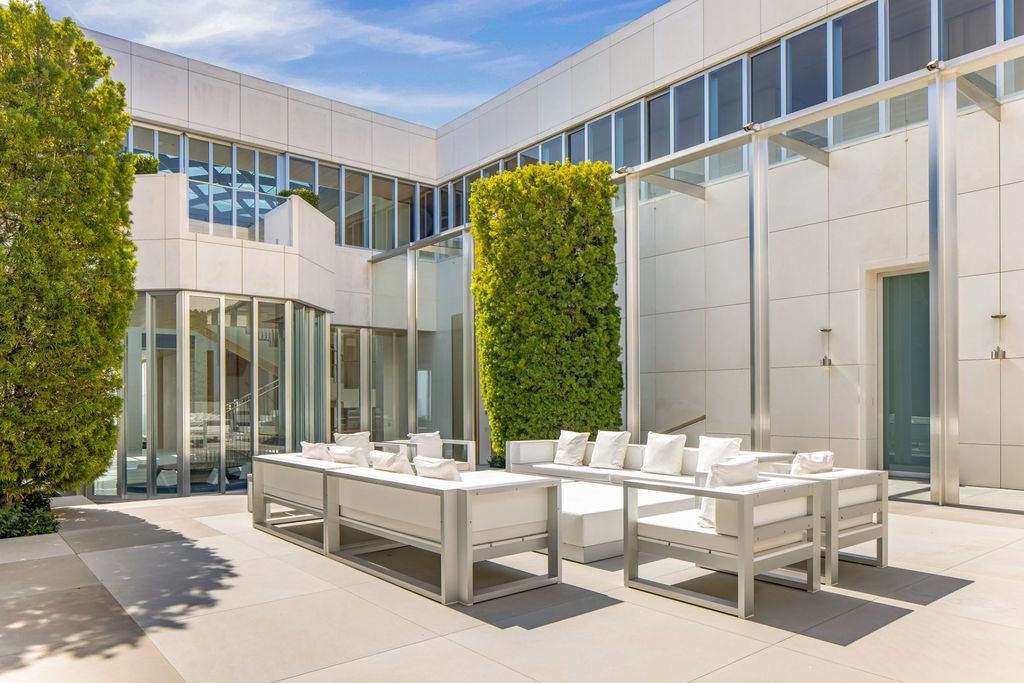 Ed Tuttles Angelo Estate One of Americas Great Contemporary Estates in Los Angeles Listed for 195 Million 20