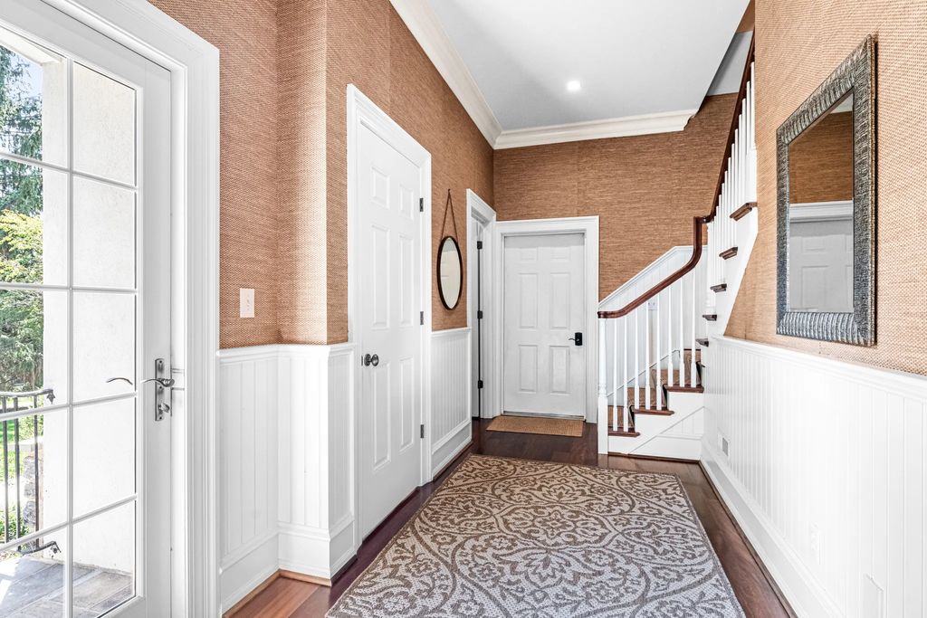 Exceptional Devon Estate on a Private 1.87 Acre Lot with Beautiful Landscaping and Hardscaping Listed for 3295000 28