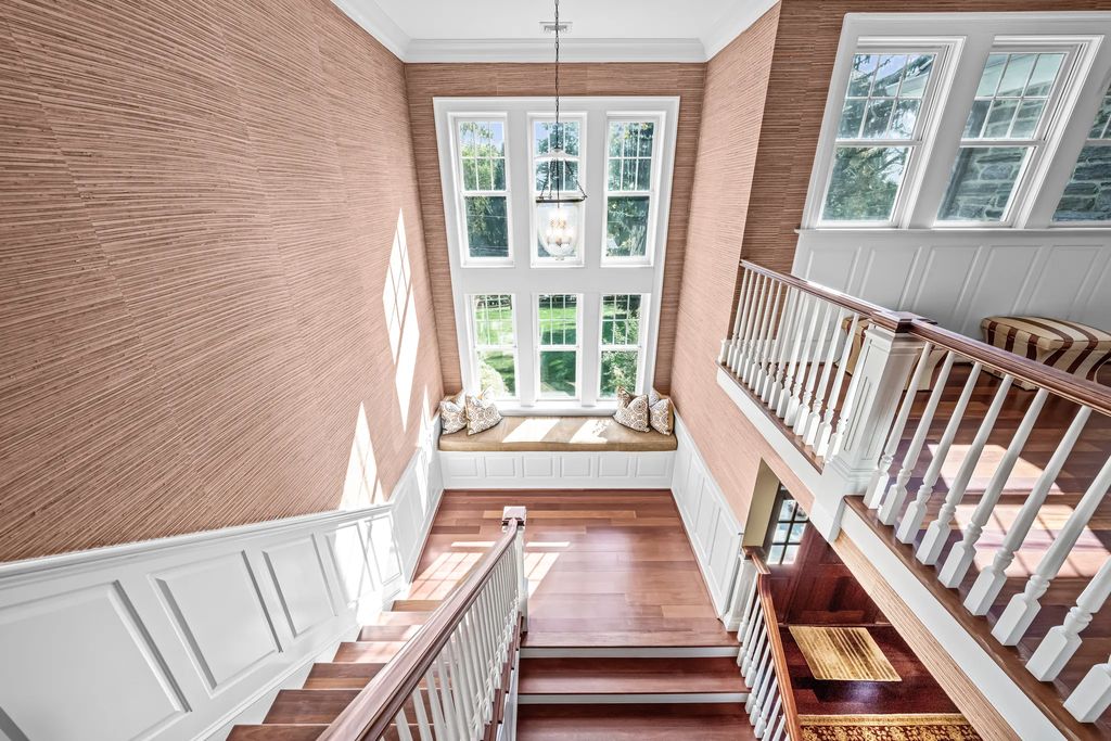 Exceptional Devon Estate on a Private 1.87 Acre Lot with Beautiful Landscaping and Hardscaping Listed for 3295000 33