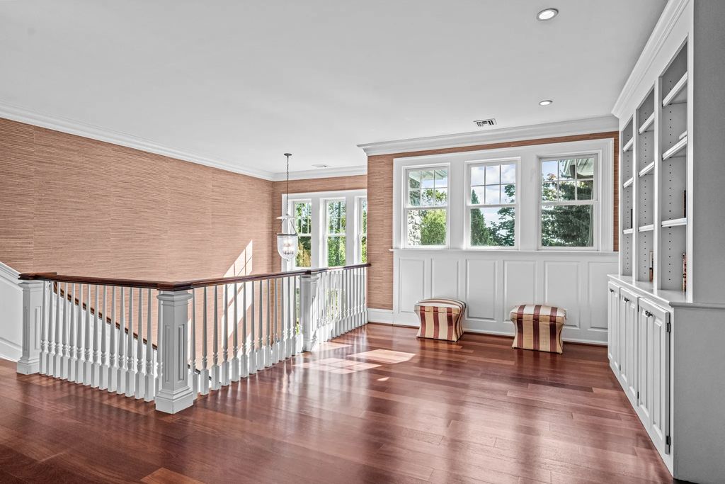 Exceptional Devon Estate on a Private 1.87 Acre Lot with Beautiful Landscaping and Hardscaping Listed for 3295000 36