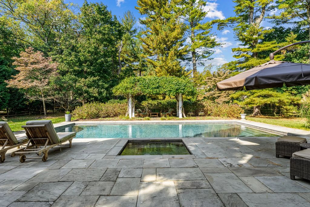 Exceptional Devon Estate on a Private 1.87 Acre Lot with Beautiful Landscaping and Hardscaping Listed for 3295000 66