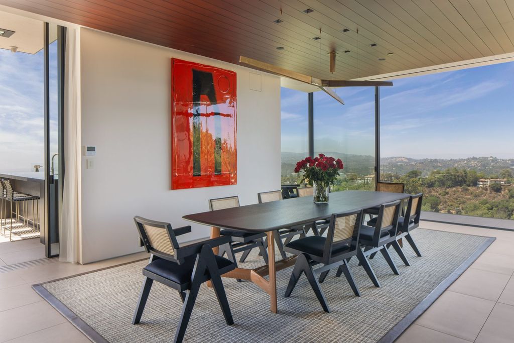 Exclusive Gated Contemporary Masterpiece Offering 360 Degree Views from Beverly Hills Asking 34995000 10