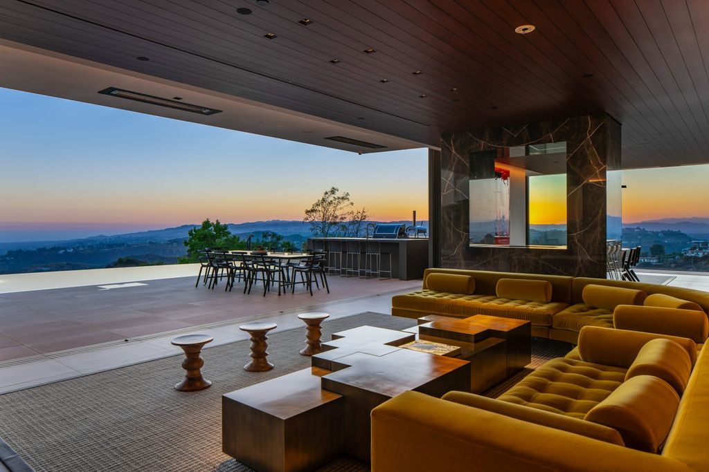 Exclusive Gated Contemporary Masterpiece Offering 360 Degree Views from Beverly Hills Asking 34995000 35
